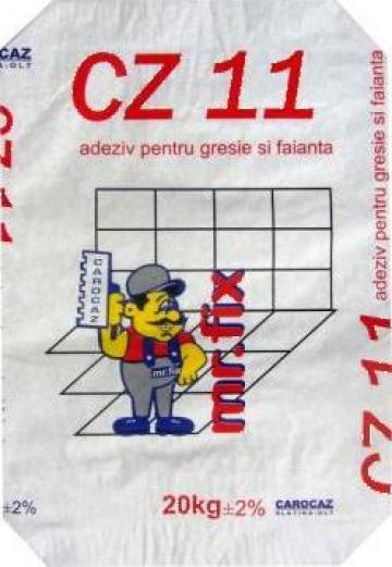 Adeziv CZ 11 (pentru exterior)