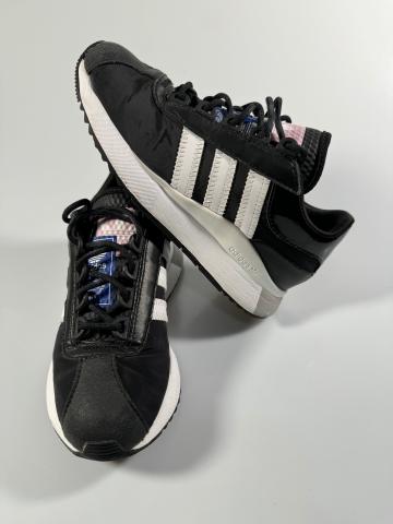 Adidasi Adidas Originals marimea 36 dama