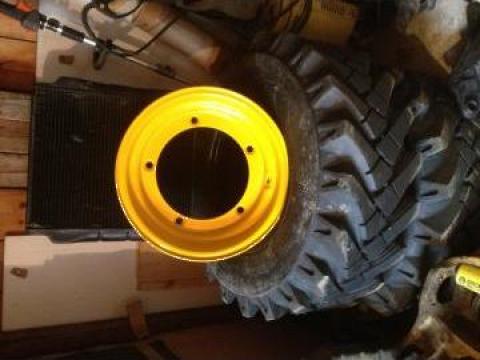 Anvelope JCB 3CX 12,5X18 si 18,4x26