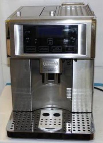 Aparat de cafea Delonghi Prima Donna Avant 6700