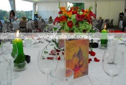 Aranjament floral nunta pentru masa in vas de sticla