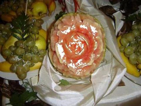 Aranjamente nunti, Sculptura in fructe, cascada de fructe
