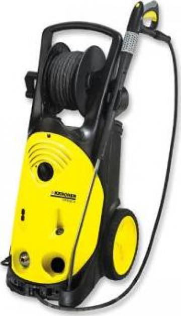 Aspiratoare Jeturi cu apa calda si rece Karcher