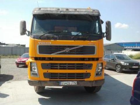 Autobasculanta 8x4 Volvo FM9