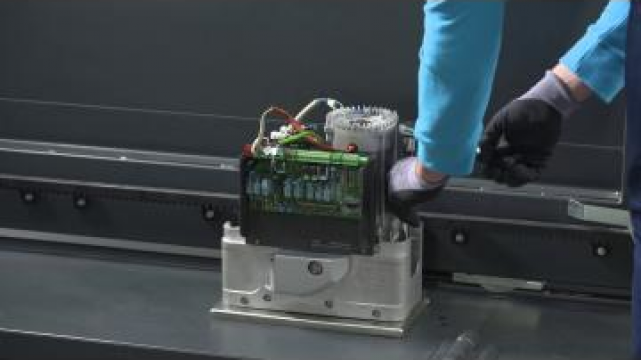 Automatizare poarta culisanta de pana la 2,5 tone - BKV