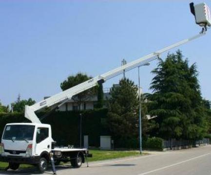 Autoplatforma montata pe sasiu euro 4