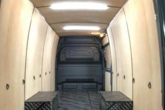 Autoturism Mercedes transport marfa