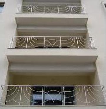 Balcon exterior drept