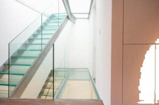 Balustrada din sticla securizata si laminata