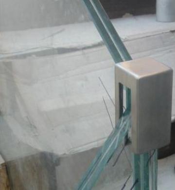 Balustrade decorative din inox si sticla