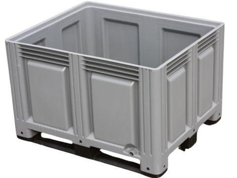 Boxpalet inchis cu trei traverse