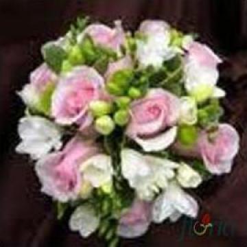 Buchet de flori pentru nunta, mireasa
