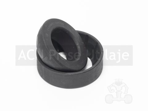 Bucsa pivot inferior pentru tractor Massey Ferguson MF4265