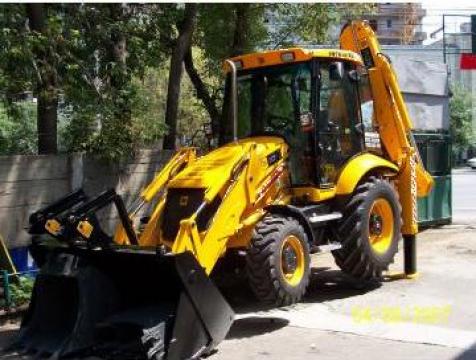 Buldoexcavator cu picon JCB 3CX 2008