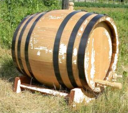Butoaie din lemn de stejar pentru vin si coniac in Prahova
