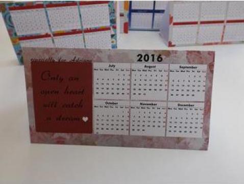 Calendar de birou personalizat
