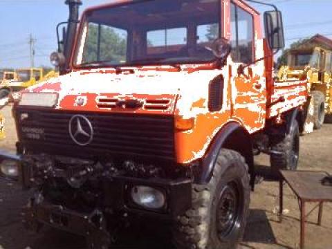 Camion Mercedes Benz Unimog U 1250