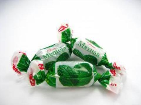 Caramele cu pudra de zahar si unt de cocos Fulgusor