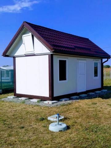 Casa din container