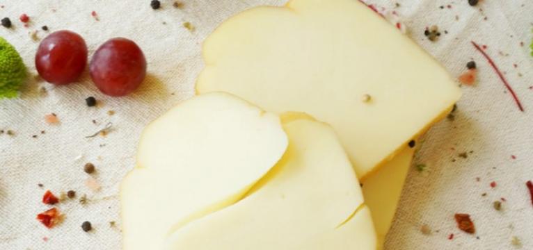 Cascaval bucovinean afumat - Zada 400 g