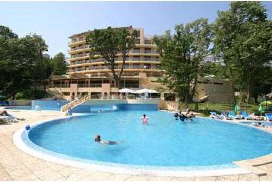 Cazare la Hotel Kristal 4* - Nisipurile de Aur