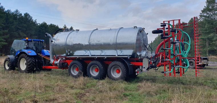 Cisterna transport-aplicare in camp incorporare in sol