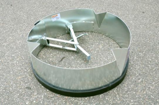 Cofraj din metal pentru camin de vizitare