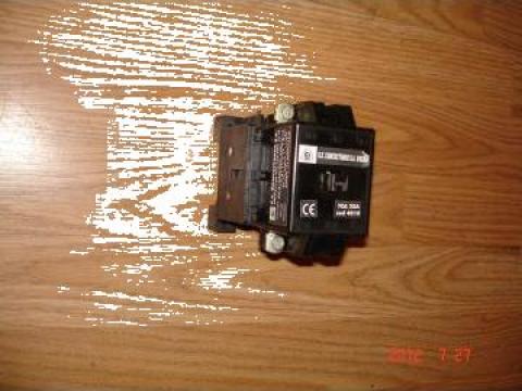 Contactor AR 32A (TCA 32A 4010 230V C.A.)