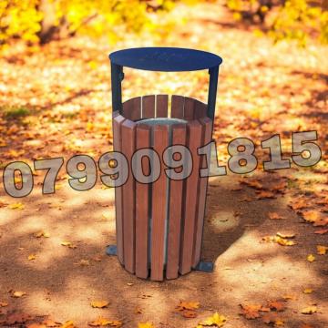 Cos de gunoi pentru parc / gradina (spatiu verde)