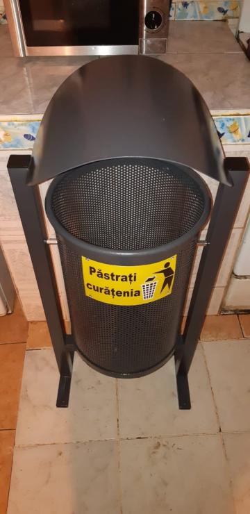 Cos gunoi din tabla perforata