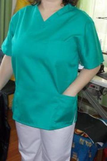 Costum asistenta medicala colorat