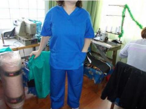 Costum asistenta medicala si medici