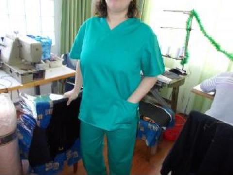 Costum medical asistente si doctori colorate