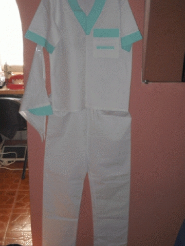 Costum medical pentru dama