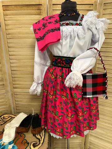 Costum popular pentru femei de Maramures