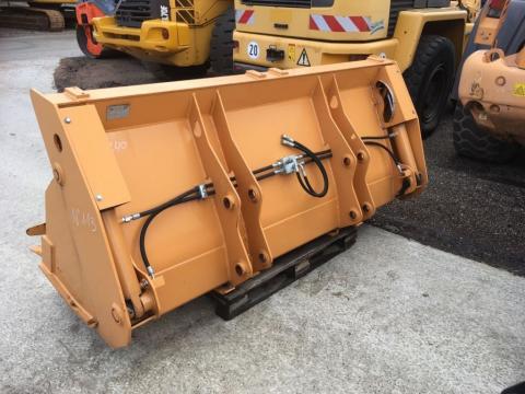 Cupa incarcare buldoexcavator Case 695