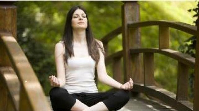 Curs de yoga online pentru incepatori