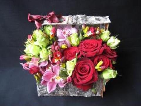 Cutie aranjament floral Cati