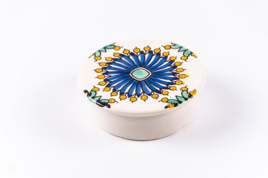 Cutie rotunda Floare albastra