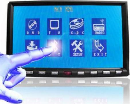 DVD player auto cu touch screen 7 Inch si bluetooth