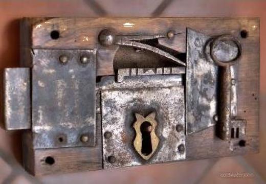 Deblocare usa, deblocare seif, deschidere usa metalica