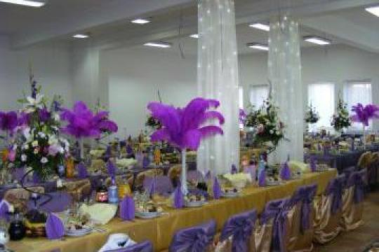 Decoratiuni evenimente festive nunti, botezuri