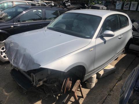 Dezmembrare BMW seria 1 E81 N43 an 2009