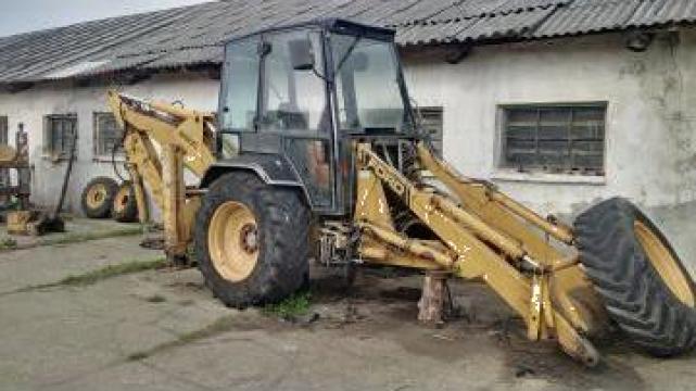 Dezmembrare buldoexcavator Ford 655C