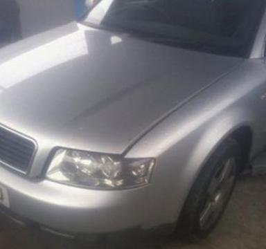 Dezmembrari Audi A4 2,5 TDI 163cp aym 2002