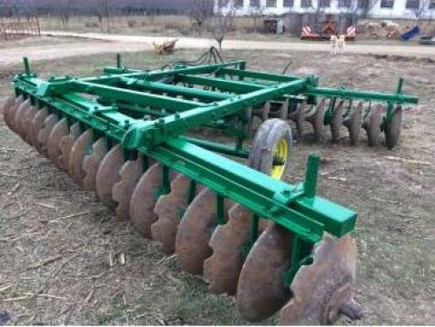 Disc agricol John Deere 4 m in V