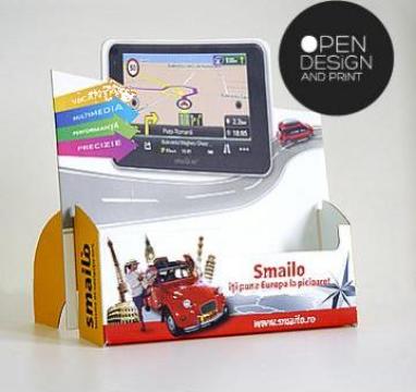 Display de carton personalizat