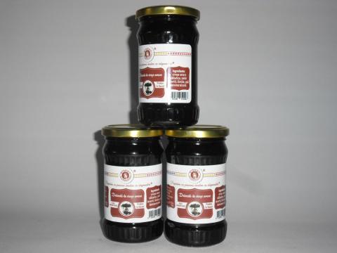 Dulceata de cirese amare