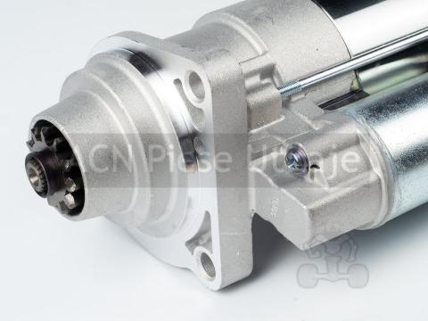 Electromotor pentru miniincarcator Bobcat S130
