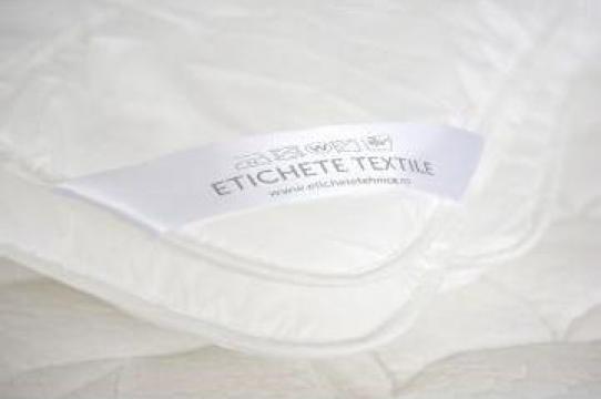 Etichete textile